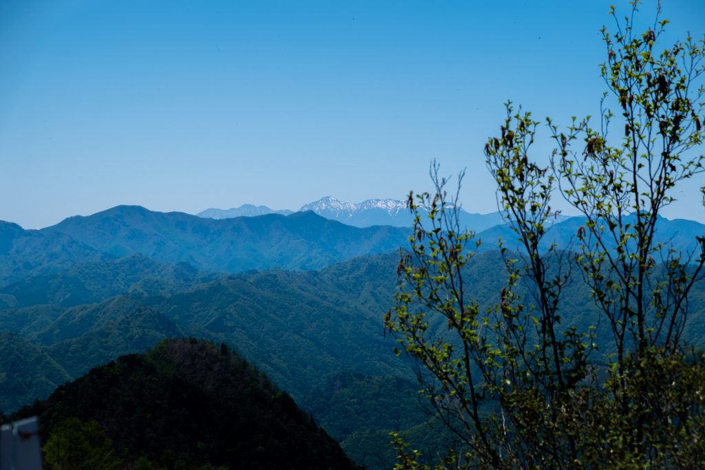 両神山山頂から見る八ヶ岳