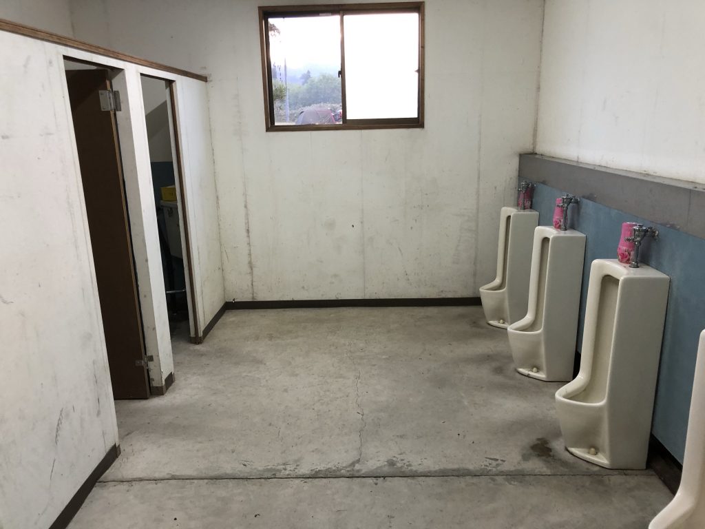 キャンプ村やなせのトイレ